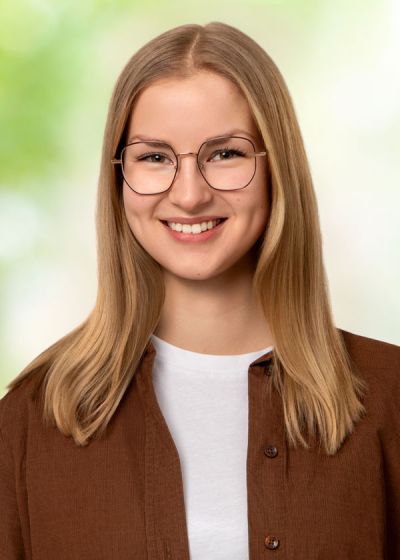 Sophia Knauf, Augenoptikerin